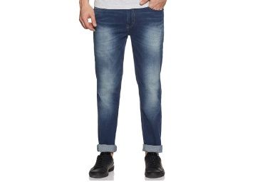 Flat 72% off on United Colors of Benetton Men