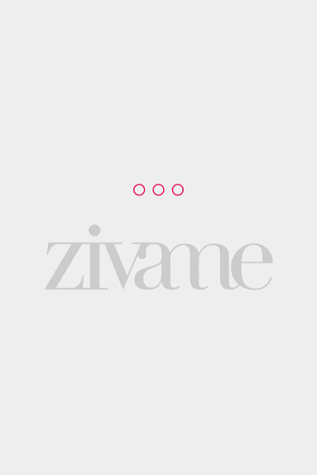 Zivame Lightly Lined Non Stretch Jacquard Wirefree Bra-Grape