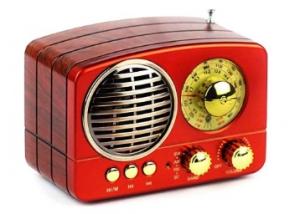 Retro Classic Portable Bluetooth Speaker At Rs.949 + Rs.400 dealCorner Cashback