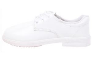 BATA White Kids Shoes at Just Rs. 94 + Free Shipping