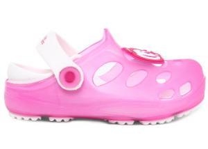 BATA White Closed Shoes For Kids AT Rs. 9 + Free Shipping