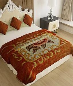 Get Minimum 60 % OFF + Extra 10 % OFF on Blankets & Quilts !!!