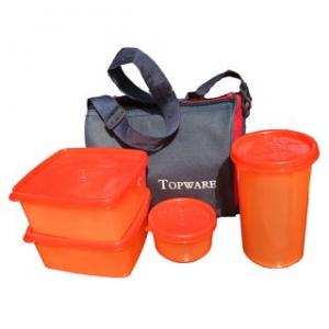 Topware Lunch Box With Bag (Set Of 4) at FLAT 72% OFF + Extra 10% OFF